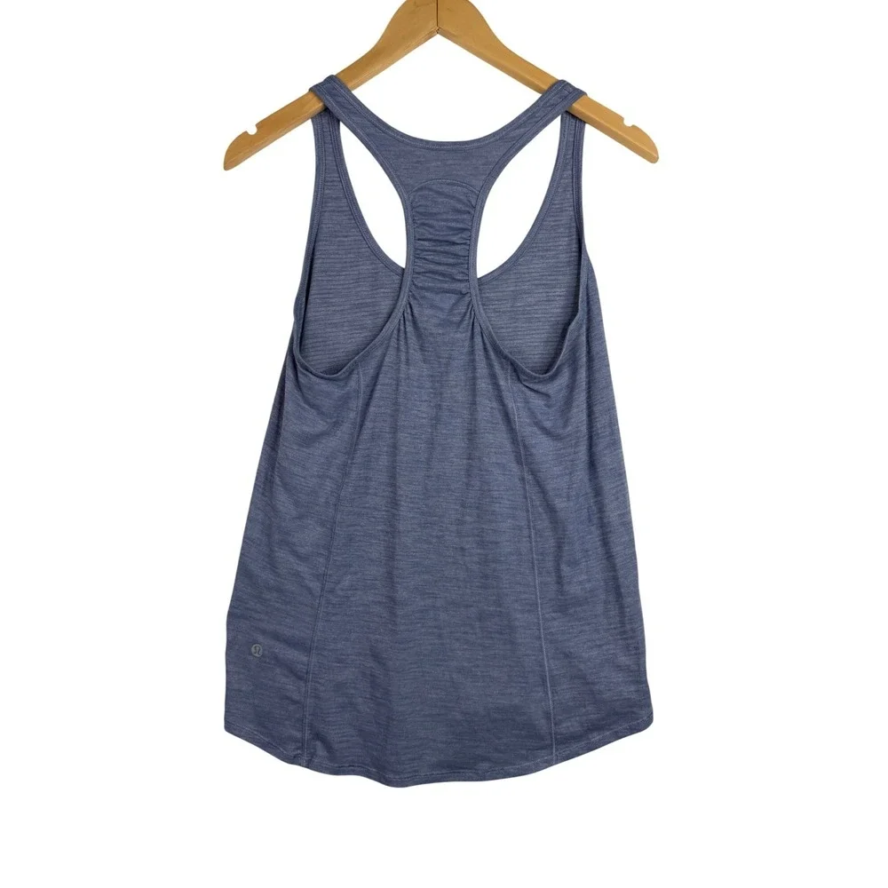 Lululemon Racerback‎ Tank Top size Medium Blue